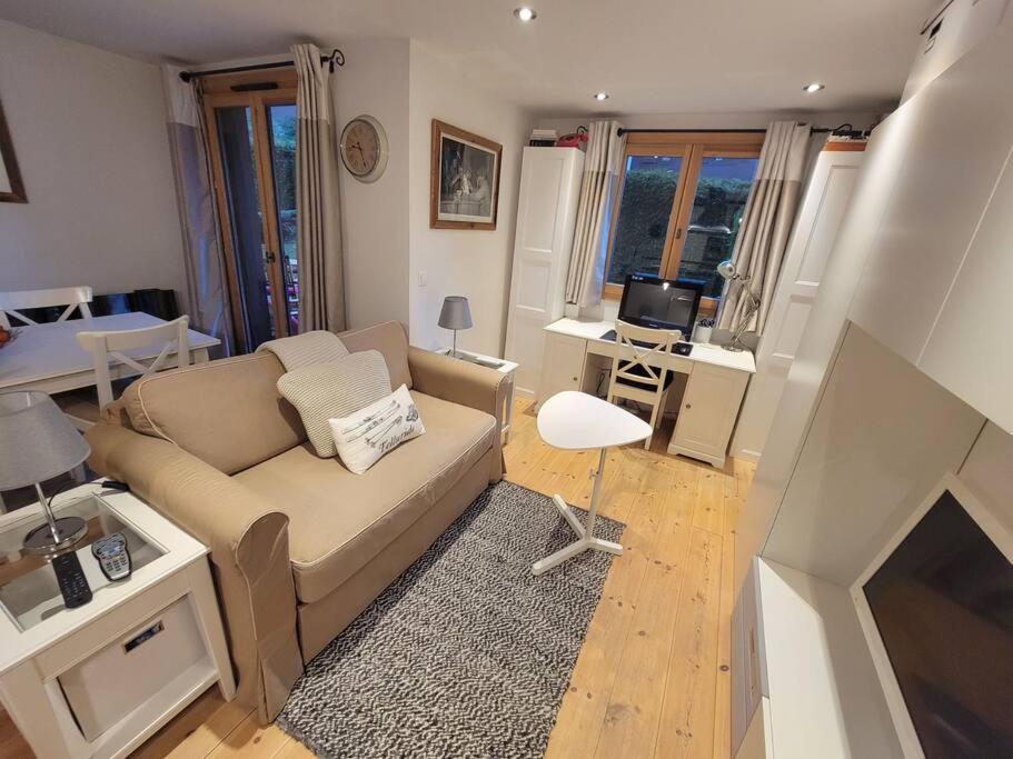 Garden Flat With A View Of Mont-blanc - Reference Xepkmm Apartamento Chamonix